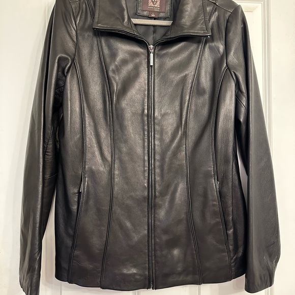 Anne Klein Jackets & Blazers - Anne Klein black leather jacket Large